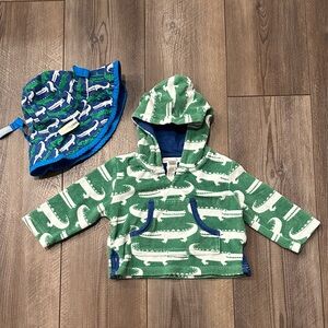 Pottery Barn Kids Alligator Towel Shirt / Sun Hat / size 6-12 months